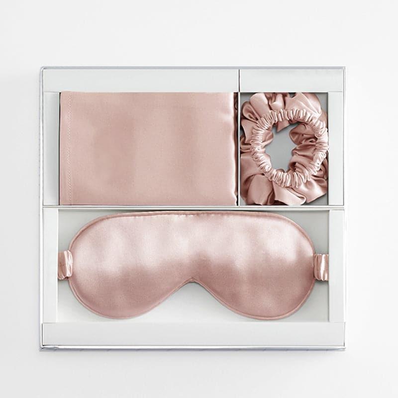 DAISYSILK silk travel set with pillowcase, eye mask and scrunchies in a gift box